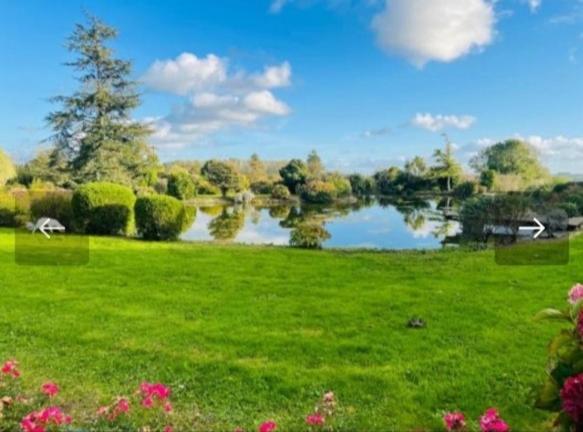 Domaine Du D-Day Bed & Breakfast Saint-Come-du-Mont Bagian luar foto