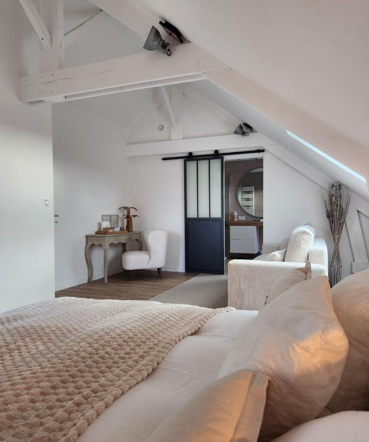 Domaine Du D-Day Bed & Breakfast Saint-Come-du-Mont Bagian luar foto